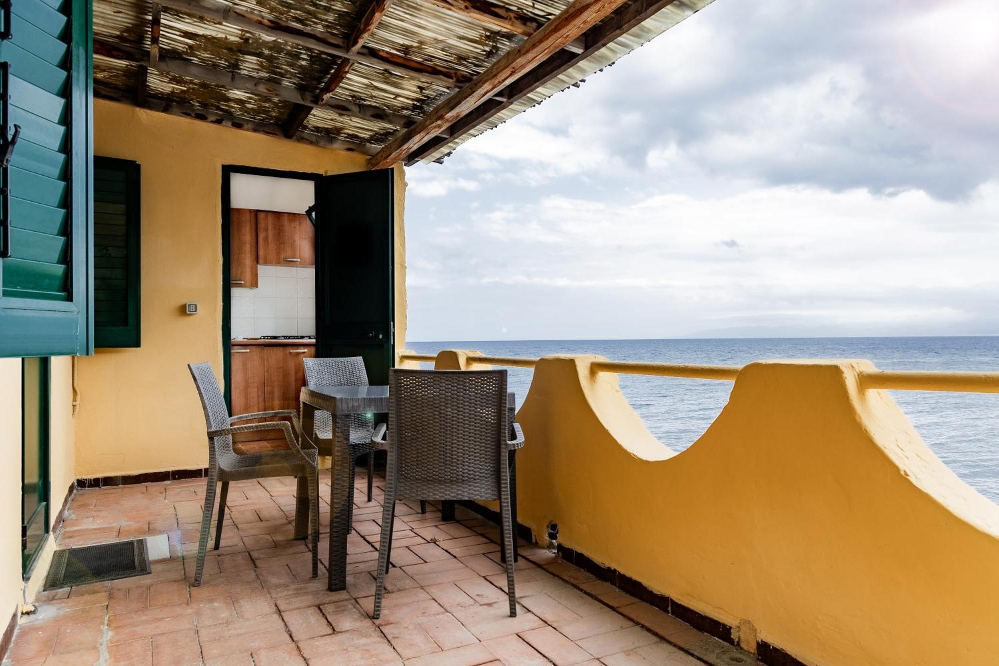 Riva Smeralda Camping Lodge Milazzo Zewnętrze zdjęcie